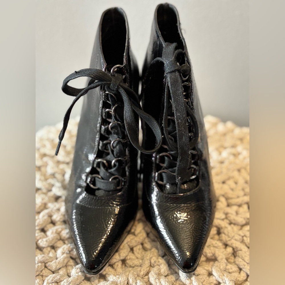 Zara Lace-Up Black Patent Booties Size 38 (7.5) Pointy Toe Block Heel Glossy - Picture 3 of 8